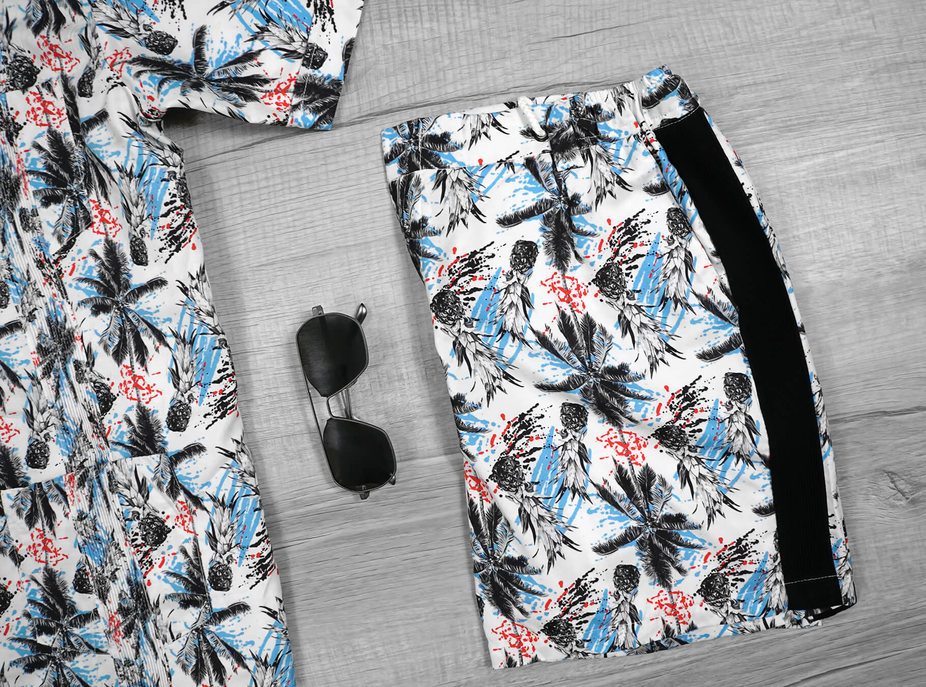 Island Palmas Picasso Shorts