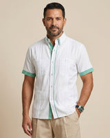 Ready to Go Medium | Blanco con Green Guingán Short Sleeve Cubano Guayabera