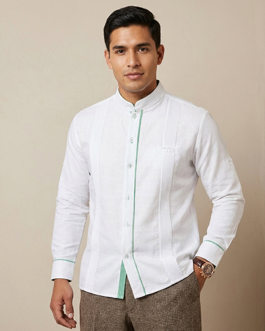 Ready to Go Small | Blanco con Green Guingán Long Sleeve Clasico Guayabera