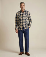 Ready to Go Small | Highland Valor Tartán Guayabera