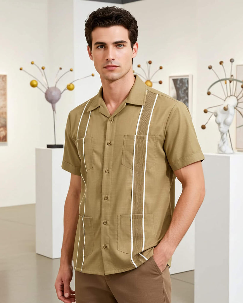 Essentials Khaki con Blanco Accent Guayabera