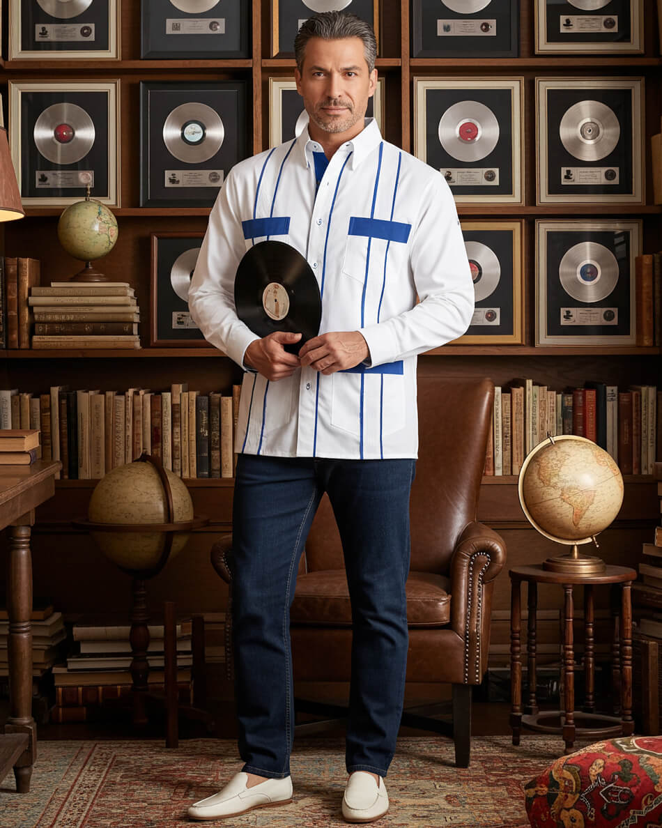 Couture Blanco Delicado Four Pocket Guayabera