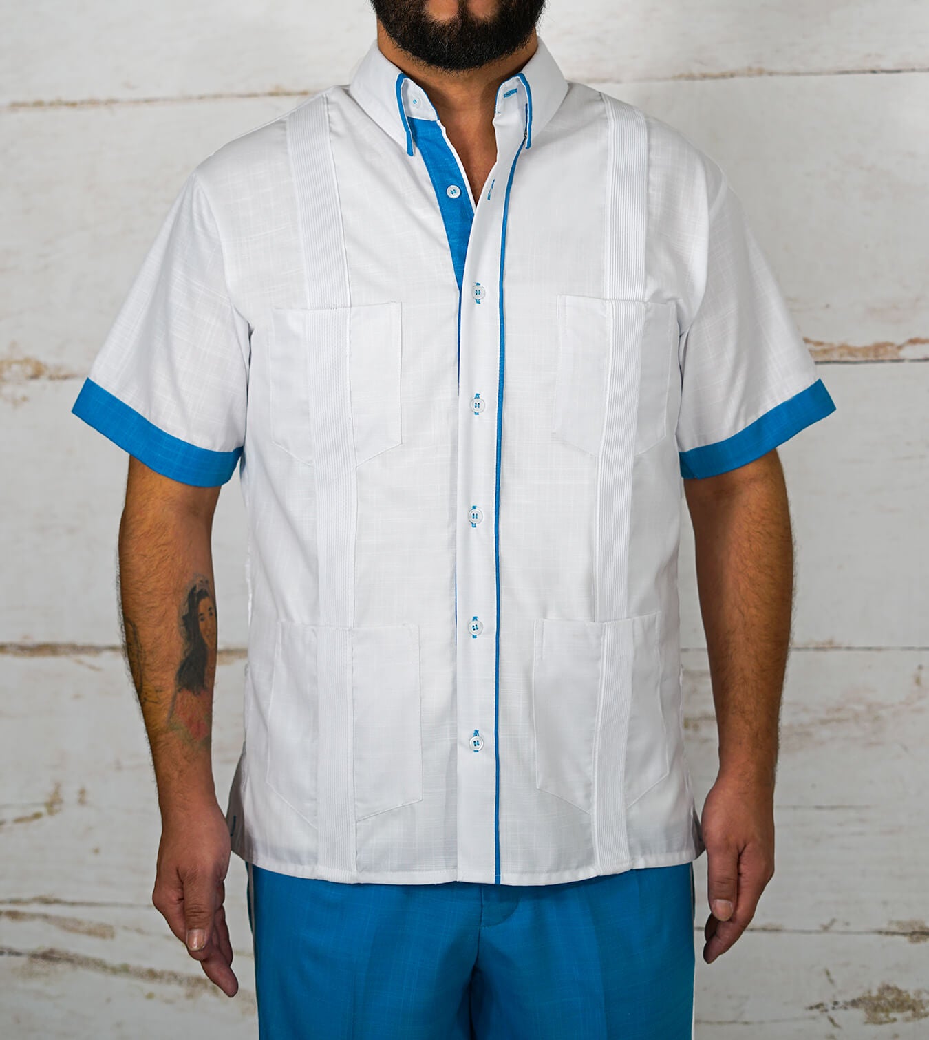 Couture Blanco Clásico Four Pocket Guayabera