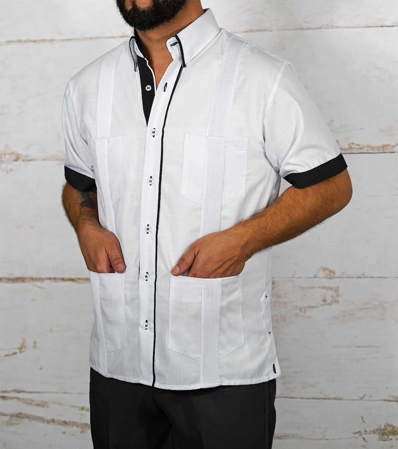 Couture Blanco Clásico Four Pocket Guayabera